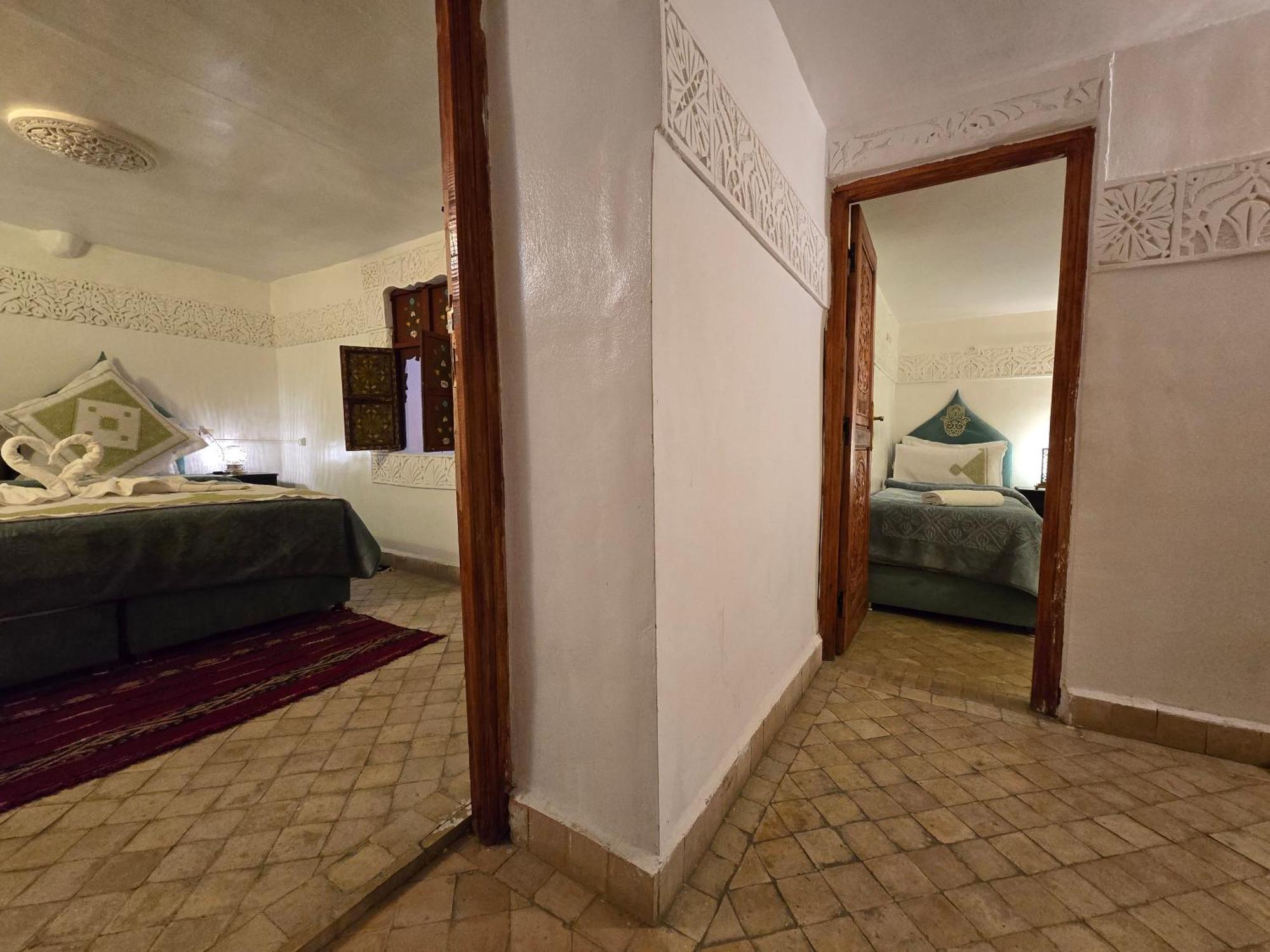 Bed and Breakfast Dar Khmissa Fez Exterior foto