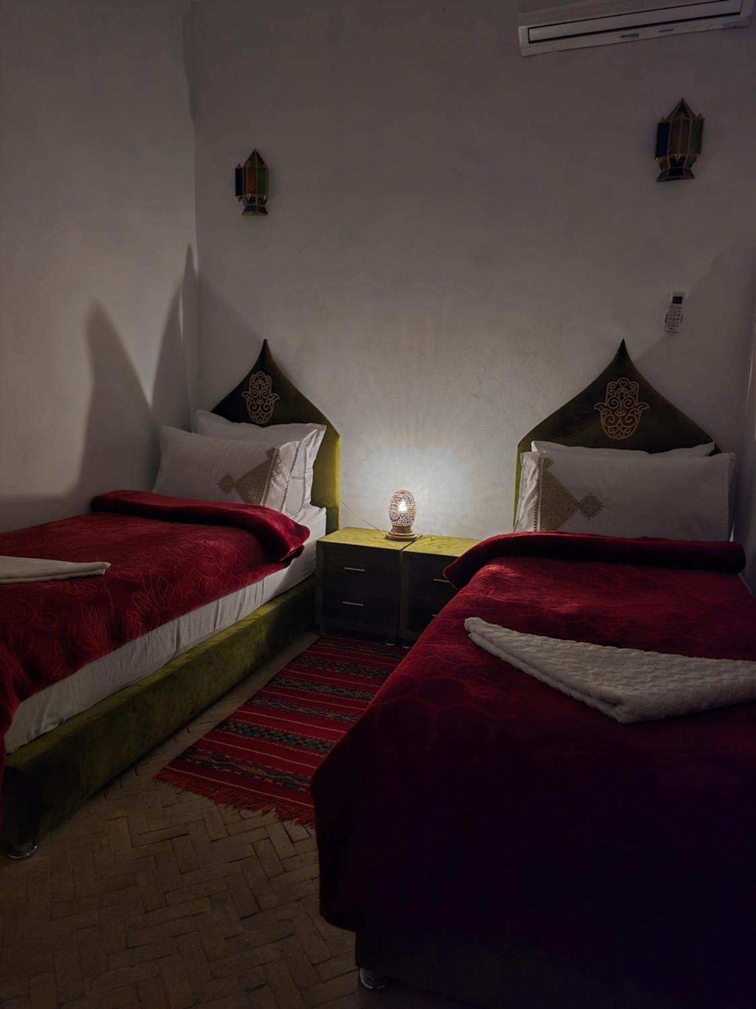 Bed and Breakfast Dar Khmissa Fez Exterior foto